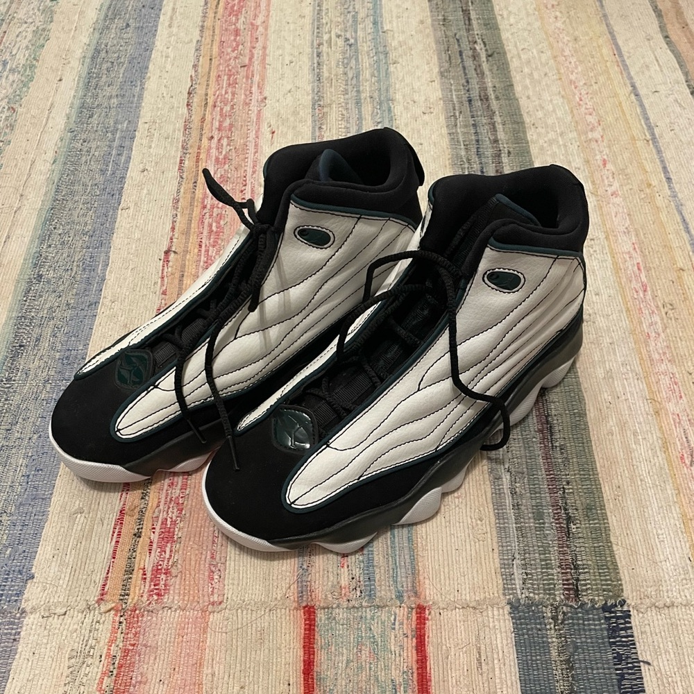Jordan Pro Strong Sneakers